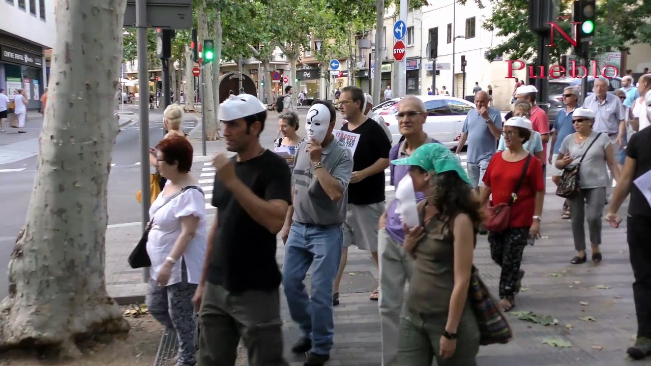 Los CDR claman contra el "crimen del estado el 17a" y los "asesinos del cni" en Tarrasa