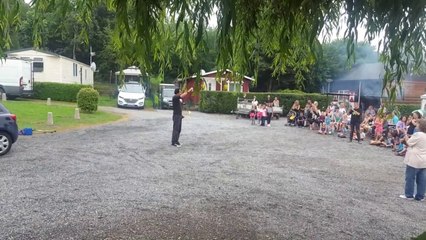 Show de cracheur de feu en Belgique par francois-dupont.eu