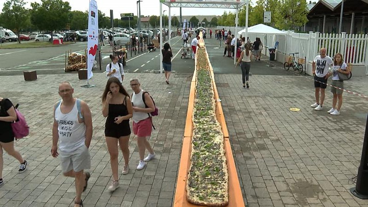 Enormous 500-metre pizza unites the ingredients...