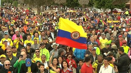 La ville natale d'Egan Bernal en fête et en jaune