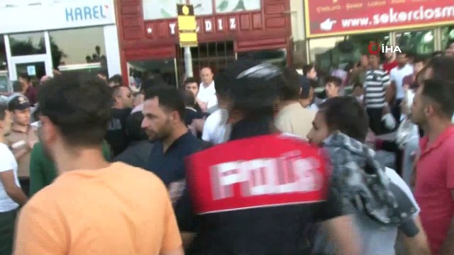 Afganlılar genci muşta ile yaraladı, ortalık savaş alanına döndü