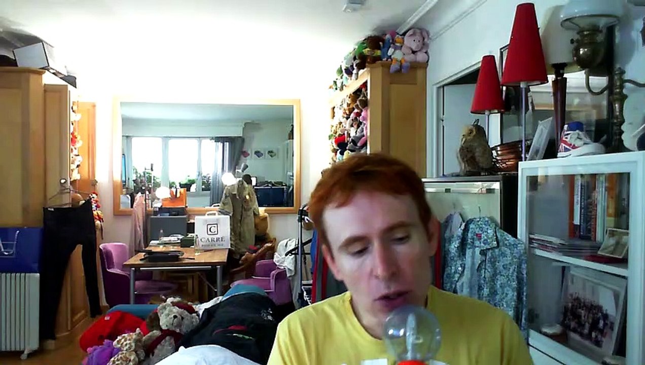 Wiwi égratigne "je veux tout" de Charlotte Becquin