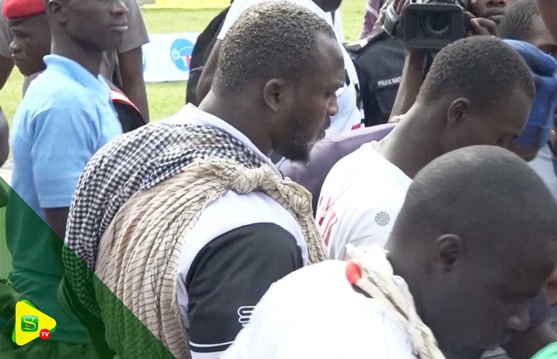 Arrivée de Modou Lo au Stade Léopald Sédar Senghor