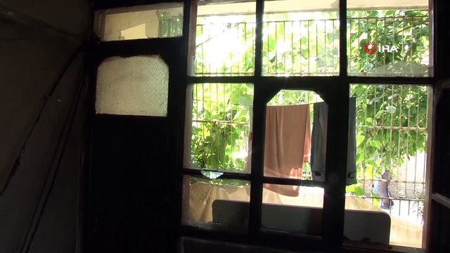 Uyuşturucu bağımlıları evi likit bombayla kundakladı