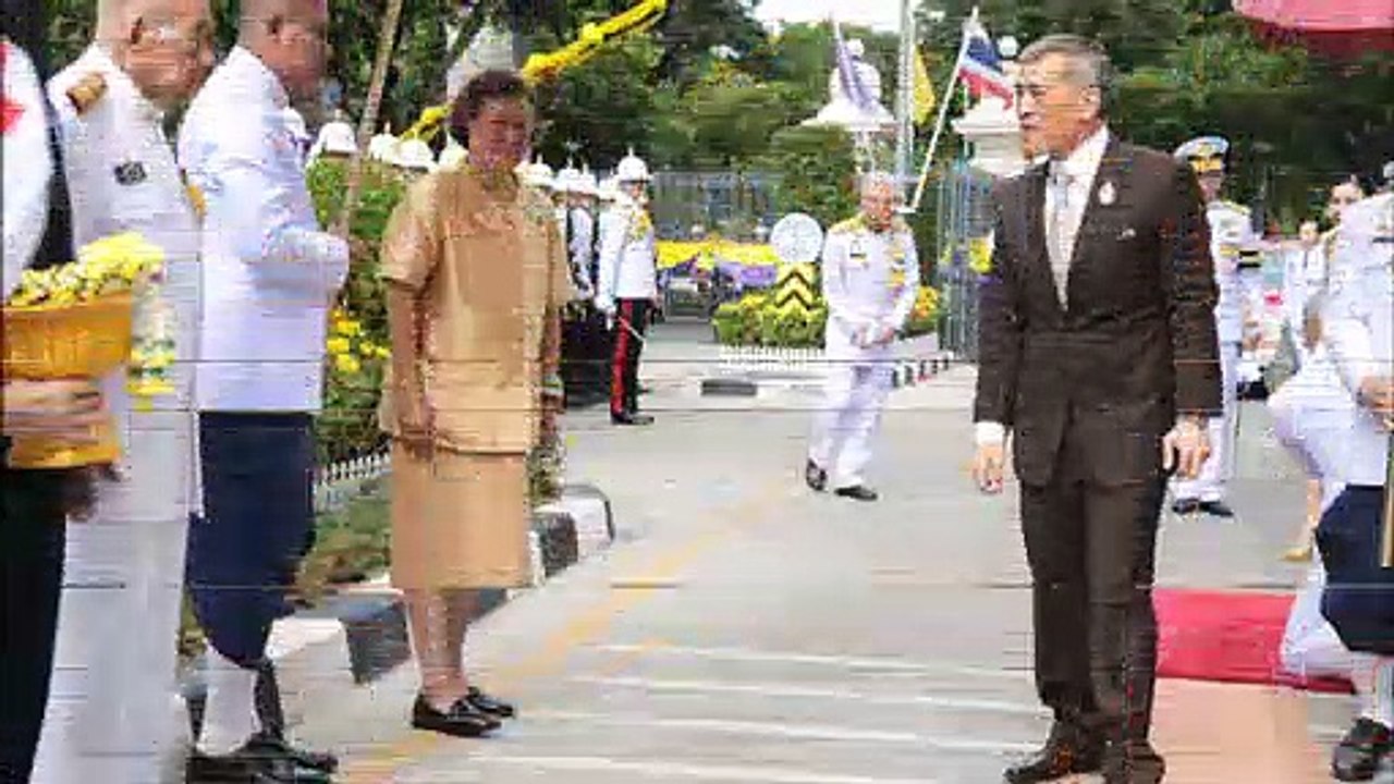 นุ้ยเปลี่ยนไป! ฟ้าหญิงภาฯ เงิบ ชวนราชินีนุ้ย พูดคุยในการเสด็จล่าสุด แต่นางไม่พูดด้วย เดินหนีเอาดื้อๆ