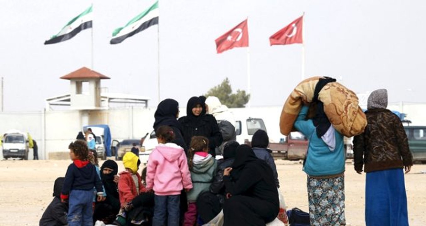 "Suriyelilerle aynı evi paylaşırım" diyenlerin oranı 3,5 yılda yüzde 14'ten yüzde 7'ye düştü