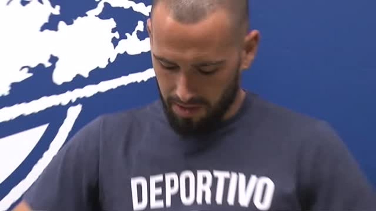 Aleix Vidal, presentado con el Alavés: "Para mí...