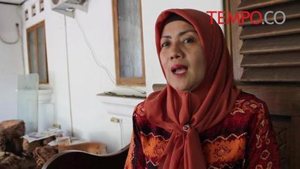 Begini-Darwati-Bisa-Lulus-Sebagai-Sarjana-Terbaik.flv