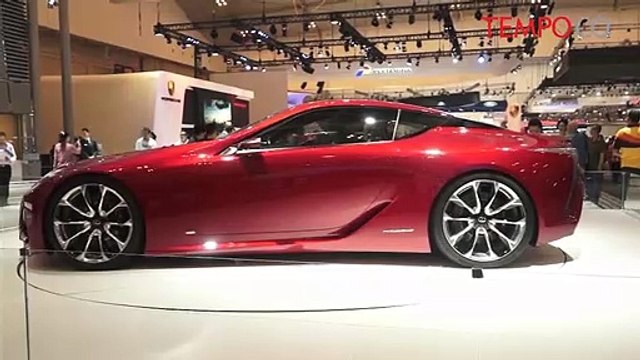 Mobil Sport Lexus di GIIAS 2015