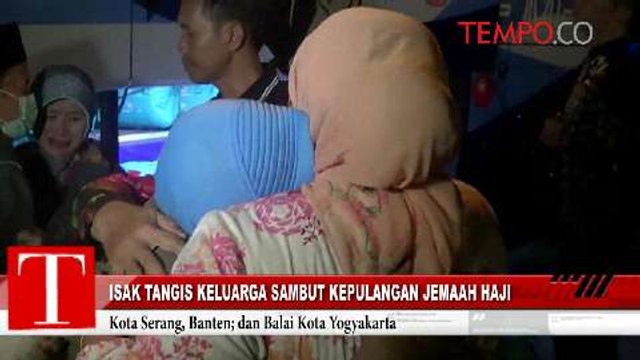 Isak Tangis Keluarga Sambut Kepulangan Jemaah Haji