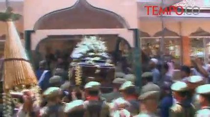 Ratusan Pelayat Iringi Pemakaman Jenazah Pakualam IX