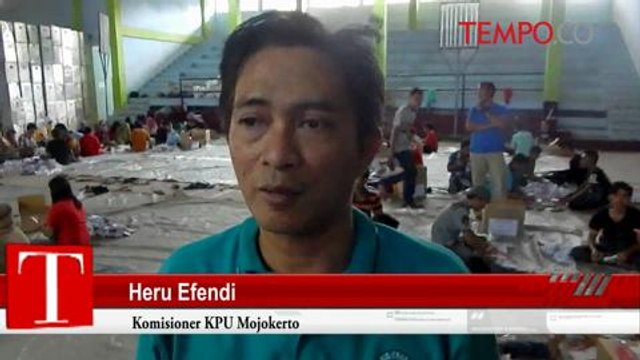 KPU Mojokerto Temukan Ribuan Surat Suara Pilkada Berwarna Buram