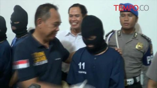 Polisi Bongkar Sindikat Pengedar 106 Mata Uang Asing Palsu