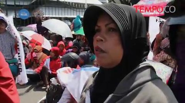 Empat Bulan Tak Digaji, Buruh Pabrik Jamu Mogok Kerja