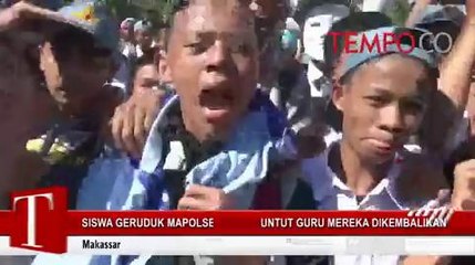 Siswa Geruduk Mapolsekta, Tuntut Guru Mereka Dikembalikan