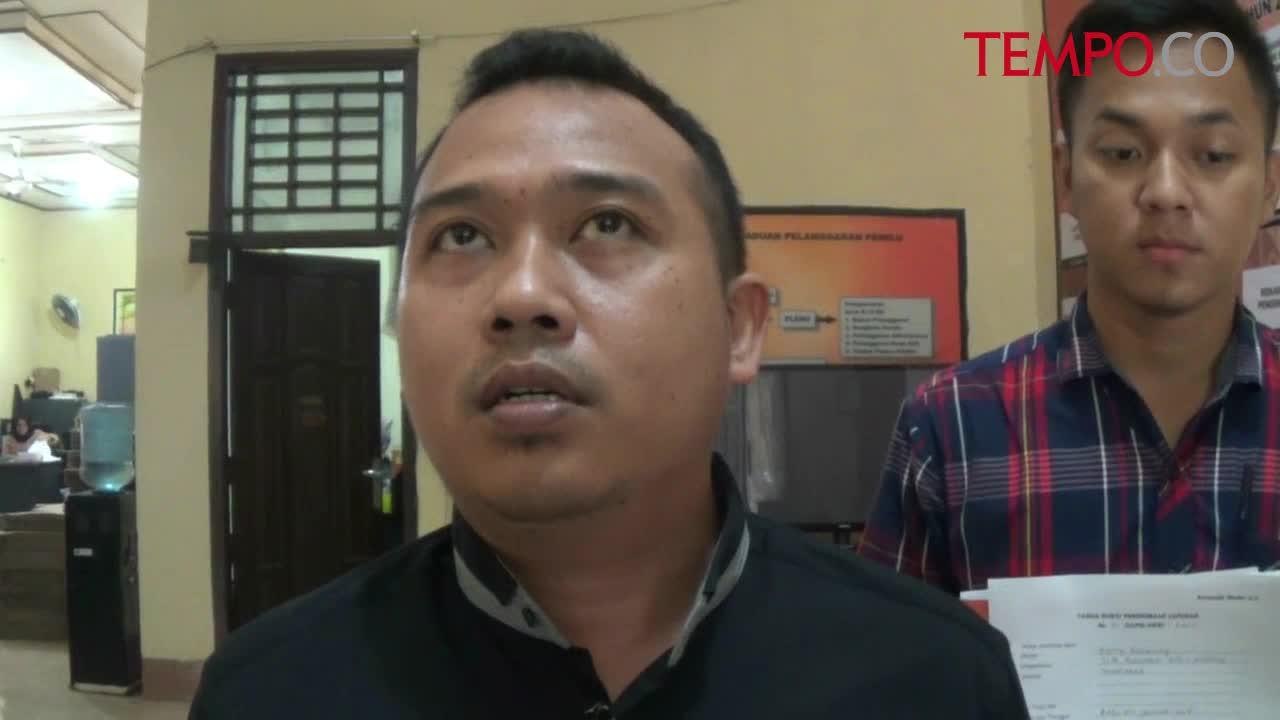 Terbitkan Kalender Bergambar Rano Karno 3 Pejabat Pemprov Banten dilaporkan