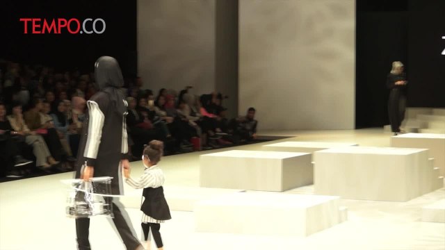 Perpaduan Maskulin dan Feminin Ala Zaskia Sungkar