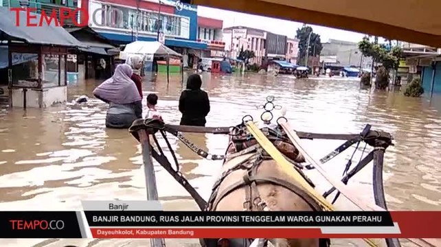 Banjir Bandung, Ruas Jalan provinsi Tenggelam Warga Gunakan Perahu