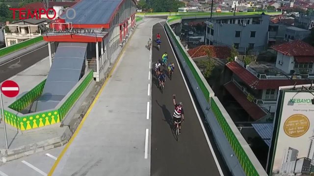 Belum Beroperasi, Warga Manfaatkan Koridor XIII Untuk Olah Raga