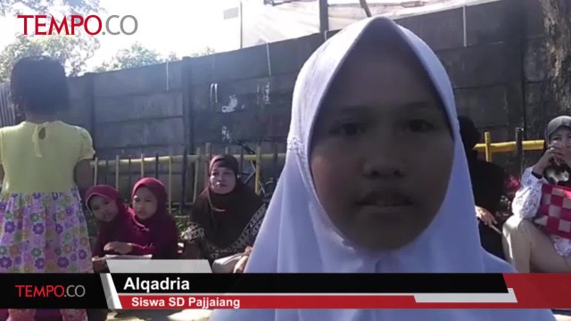 Sekolah Disegel, Ribuan Siswa dari Tiga Sekolah Terpaksa Belajar di Jalan