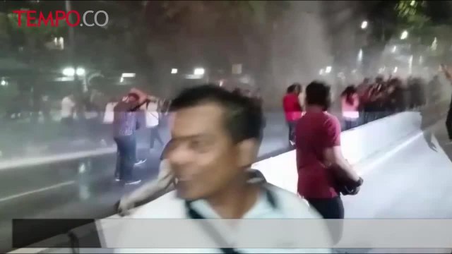 Massa Pendukung Ahok Dipukul Mundur, Korlap Ditangkap