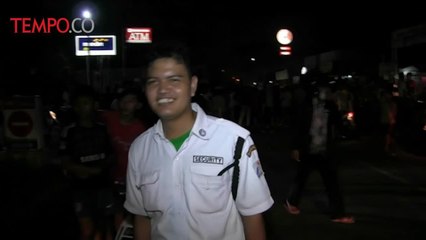 Pengikat Kurang Kencang, Alat Berat Terjatuh dari Truk