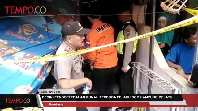 Begini Penggeledahan Rumah Terduga Pelaku Bom Kampung Melayu