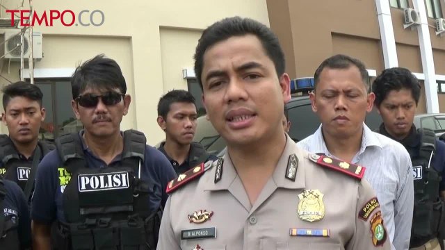 Polisi Gerebek Rumah Pembuat Petasan, Temukan Puluhan Ribu Petasan Siap Jual