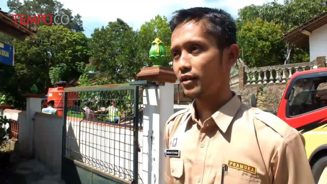 Atasi Kesulitan Air, Polsek Girimulyo Distribusikan Air Bersih