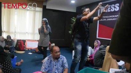 Sulit Cari Paspor, Korban First Travel Punya Cara Menemukannya