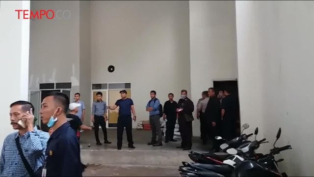 Puslabfor Mabes Polri Investigasi Kebakaran Cinere Belleveu