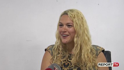 Report TV - Rrëfimi Ani Kokobobos për përkthimin e veprave të Kadaresë