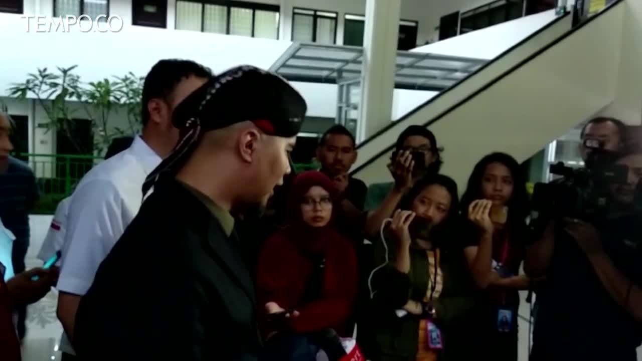 Ahmad Dhani dan Blankon Baru dari Jogja