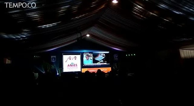 Anies Baswedan Meletakan Batu Pertama Hunian DP 0 Rupiah