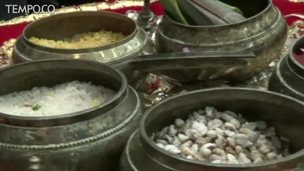 Tradisi Unik Tepung Tawar Warnai Penetapan Nomor Urut Pilgub Riau