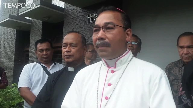 Uskup Agung Semarang Sambangi Rumah Buya Syafii Maarif