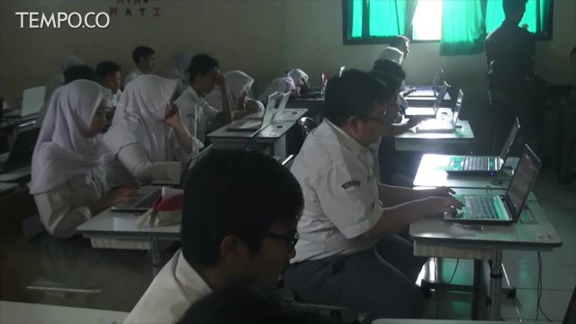 SMA di Serang Pinjam Ratusan Laptop Siswa untuk UNBK