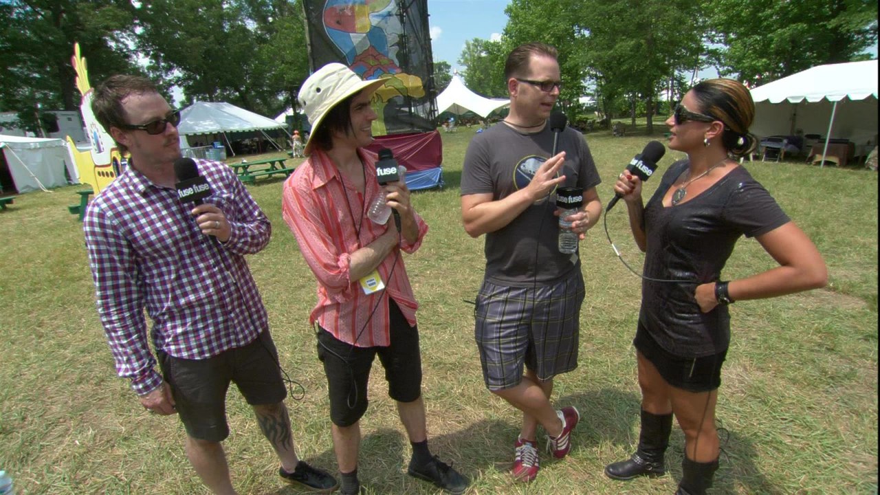 Weezer Discusses Working With Lil Wayne in 2010: #TBT