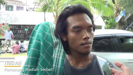 Lomba Baca Puisi Berhadiah Serbet Dindikbud Banten di Protes Seniman