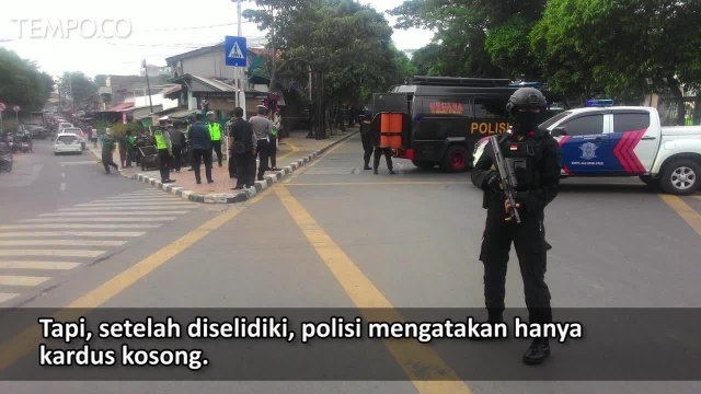 Kardus Dicurigai Berisi Bom di Halte Stasiun Palmerah Jakarta