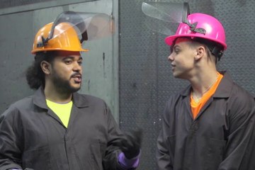 Yungblud Talks Parents & Pet Peeves While Releasing Stress At The Wrecking Club