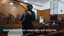 Dentuman saat Sidang Bos Teroris Aman Abdurrahman