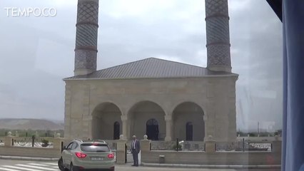 Mengunjungi Perbatasan Konflik Azerbaijan-Armenia