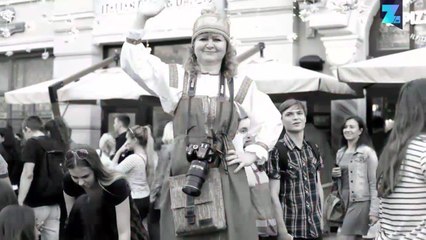 Pendukung Mana yang Memenangkan Kostum Terbaik?