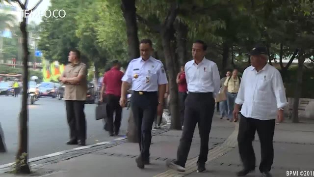 Jelang Asian Games, Jokowi Tinjau Jalur Pedestrian Jalan Sudirman