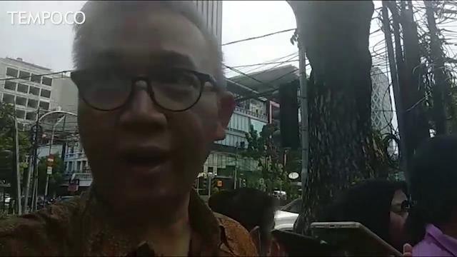 Gubernur DKI Anies Baswedan Resmikan Pelican Crossing Halte BI