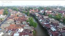 Video Drone: Normalisasi Ciliwung Terhalang Pembebasan Lahan