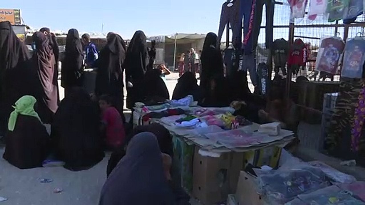 أفراد عائلات مقاتلي تنظيم الدولة الإسلامية لا ي...