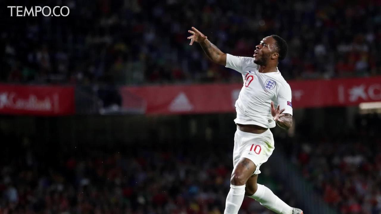 Inggris Gilas Spanyol, Sterling Sumbang Dua Gol