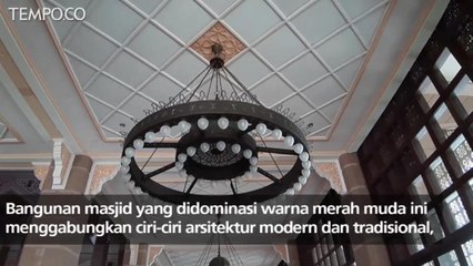 Keindahan Arsitektur Masjid Putra di Malaysia